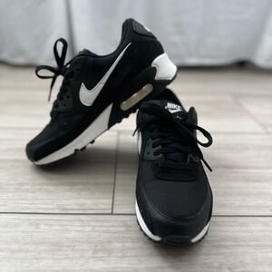 Nike Black Air Max 90 USED ONCE